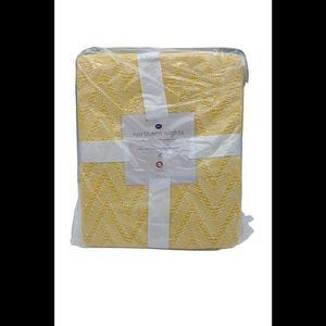 Northern Nights 100% Cotton Printed Chevron Blanket Fl/Qn Yellow